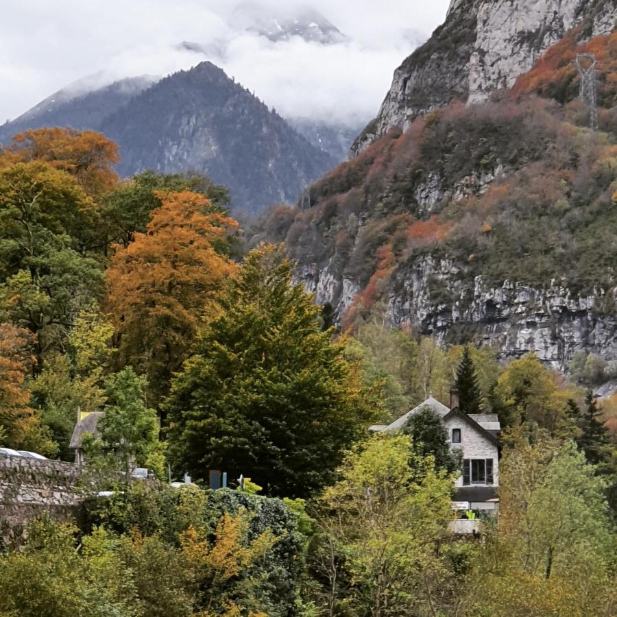 Auberge La Caverne Laruns Eksteriør bilde